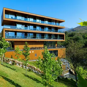 Uji Ftohte Ξενοδοχείο Τεπελένι