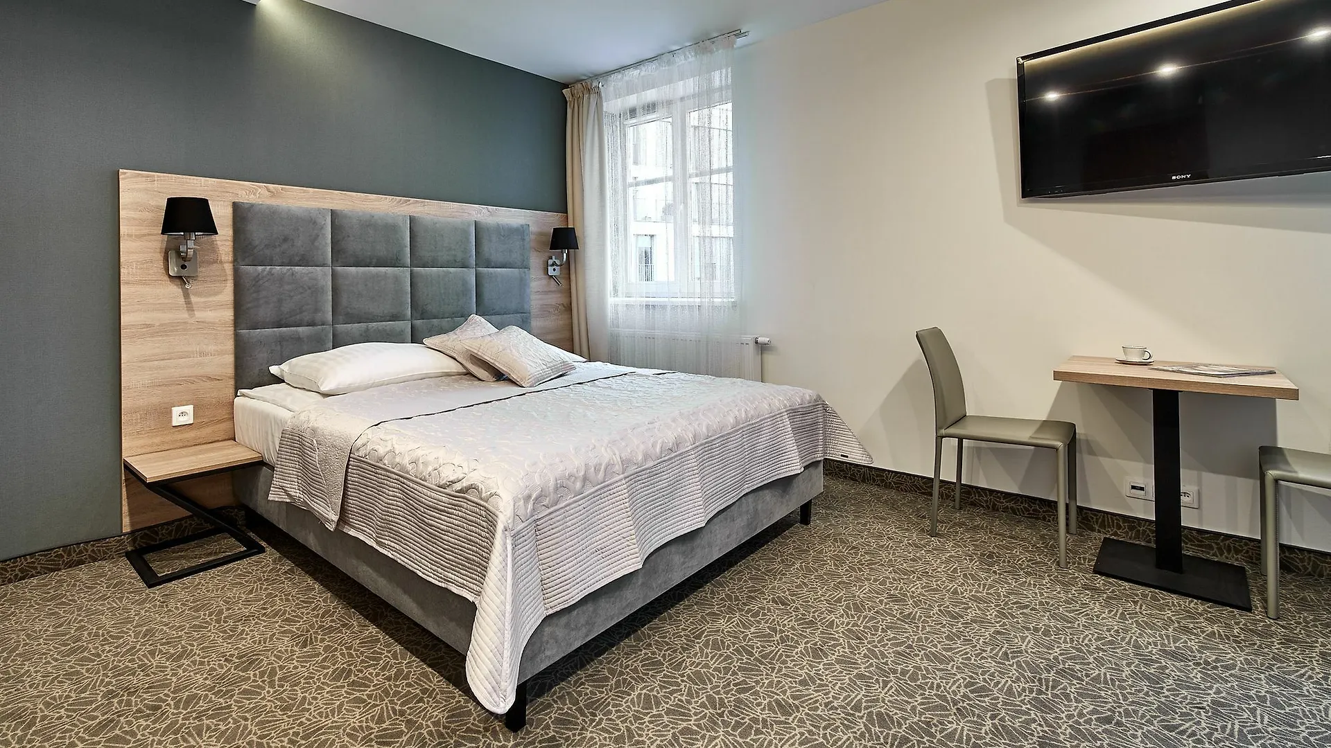 Hotel 32 Krakow Old Town 3*,  Poland